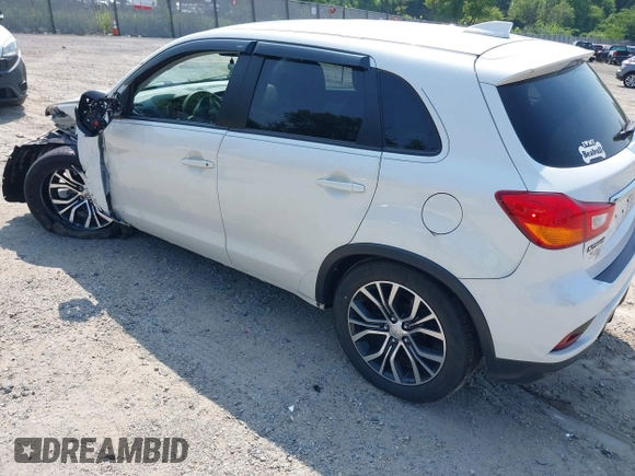 2018 Mitsubishi Outlander ES z VIN JA4AP3AU9JU023316, wystawiony jako IAAI lot #42496213 z przebiegiem 24 772 mil mil oraz . Historia ofert i sprzedaży dostępna na DreamBid. Obrazek 3.