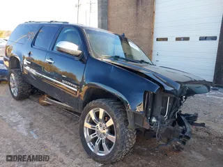 2012 Chevrolet Suburban LTZ with VIN 1GNSKKE75CR141416, listed as a IAAI auction lot 41320494 with 1 mi miles. Bid and sale history available at carsss.com. Image 1.