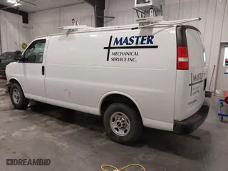 2019 GMC Savana Cargo Van with VIN 1GTW7AFG2K1300474, listed as a IAAI auction lot 41601074 with 85,158 mi miles. Bid and sale history available at carsss.com. Image 3.