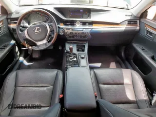 2014 Lexus ES 330 с VIN JTHBK1GG7E2141234, выставлен на аукционе Copart как лот 62009995 с пробегом 207 234 миль миль и Списание • Salvage title. История ставок и продаж доступна на DreamBid. Изображение 8.
