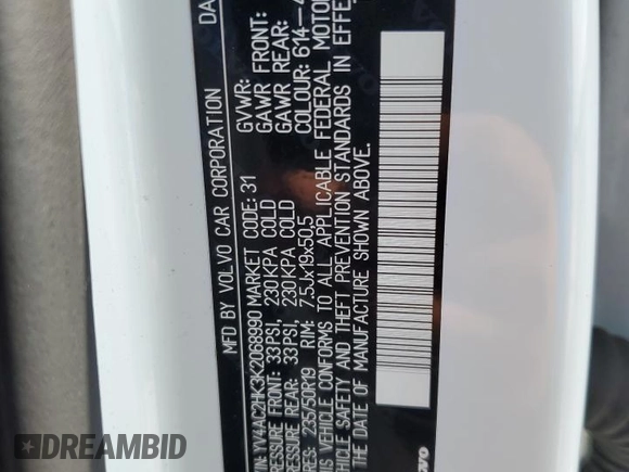 2019 Volvo XC40 Momentum z VIN YV4AC2HK3K2068990, wystawiony jako Copart lot #56154375 z przebiegiem Nie podano mil oraz Nie do naprawy • Non repairable. Historia ofert i sprzedaży dostępna na DreamBid. Obrazek 14.