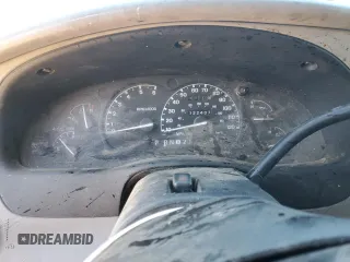 1998 Ford Explorer XLT с VIN 1FMZU35P5WUB89292, выставлен на аукционе Copart как лот 42007425 с пробегом 322 407 миль миль и Списание • Salvage title. История ставок и продаж доступна на DreamBid. Изображение 9.