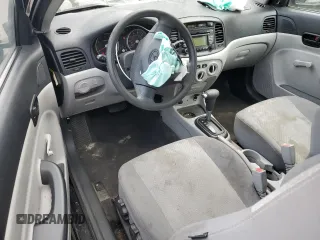2008 Hyundai Accent GS z VIN KMHCM36C28U102887, wystawiony jako Copart lot #60717655 z przebiegiem 161 568 mil mil oraz Szkoda całkowita • Salvage title. Historia ofert i sprzedaży dostępna na DreamBid. Obrazek 8.