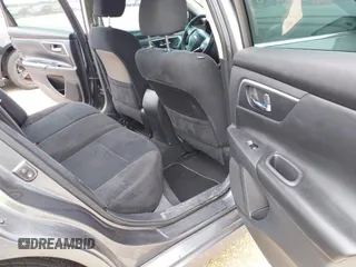 2015 Nissan Altima S with VIN 1N4AL3AP5FN888285, listed as a IAAI auction lot 42130532 with 174,510 mi miles and . Bid and sale history available at carsss.com. Image 8.