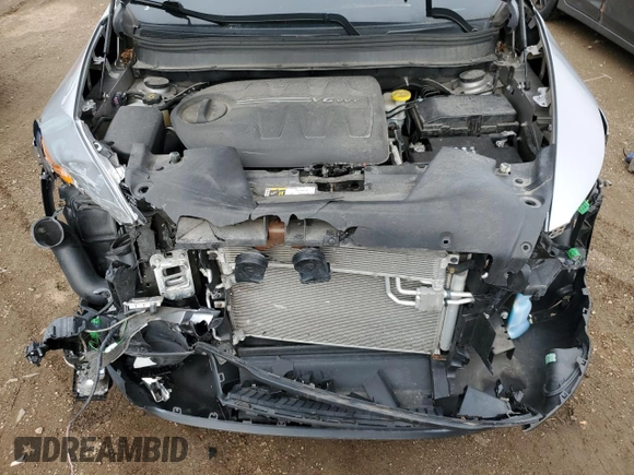2018 Jeep Cherokee Latitude with VIN 1C4PJLCX5JD518007, listed as a Copart auction lot 53692425 with 30,101 mi miles and Salvage Title. Bid and sale history available at DreamBid. Image 11.