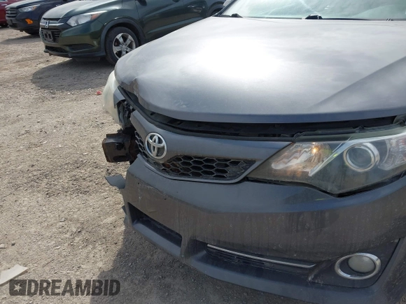 2014 Toyota Camry L with VIN 4T1BF1FK7EU460516, listed as a IAAI auction lot 41908434 with 174,987 mi miles. Bid and sale history available at carsss.com. Image 19.