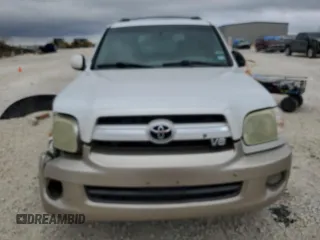 2005 Toyota Sequoia Limited with VIN 5TDZT38A85S260745, listed as a Copart auction lot 85865544 with Not Provided miles and Salvage Title. Bid and sale history available at DreamBid. Image 5.