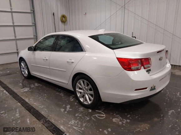 2015 Chevrolet Malibu LT with VIN 1G11D5SL1FF139419, listed as a IAAI auction lot 41815761 with 106,426 mi miles. Bid and sale history available at carsss.com. Image 3.