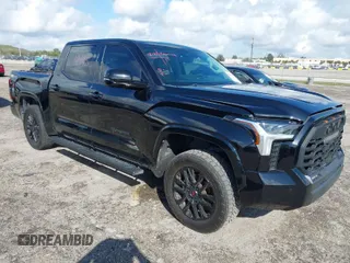 2022 Toyota Tundra 2WD SR5 with VIN 5TFLA5AB5NX012795, listed as a IAAI auction lot 41599301 with 25,191 mi miles. Bid and sale history available at carsss.com. Image 1.