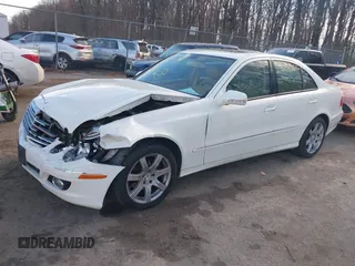 2007 Mercedes-Benz E-Class 3.5L with VIN WDBUF87X37X220377, listed as a IAAI auction lot 41655713 with 221,434 mi miles. Bid and sale history available at carsss.com. Image 2.