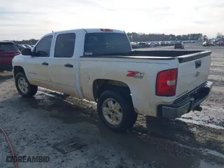 2008 Chevrolet Silverado 1500 LT w/1LT with VIN 3GCEK13M78G127985, listed as a IAAI auction lot 41453826 with 279,748 mi miles. Bid and sale history available at carsss.com. Image 3.