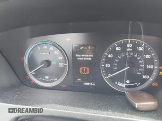 2016 Hyundai Sonata Limited with VIN KMHE34L19GA009305, listed as a IAAI auction lot 42039182 with 145,512 mi miles and . Bid and sale history available at DreamBid. Image 7.