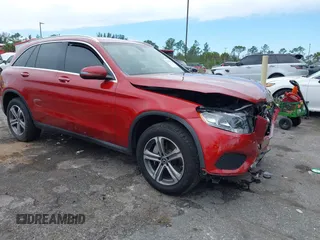 2019 Mercedes-Benz GLC 300 with VIN WDC0G4JB6KF500905, listed as a IAAI auction lot 41676578 with 62,410 mi miles and . Bid and sale history available at DreamBid. Image 1.