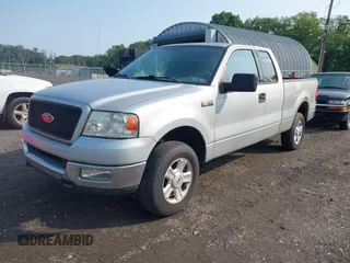 2004 Ford F-150 STX z VIN 1FTRX14W84NB64760, wystawiony jako IAAI lot #42490258 z przebiegiem 130 984 mil mil oraz . Historia ofert i sprzedaży dostępna na DreamBid. Obrazek 2.