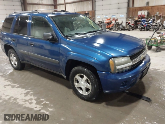 2005 Chevrolet TrailBlazer LT with VIN 1GNDT13S452336684, listed as a IAAI auction lot 42201460 with 139,327 mi miles and . Bid and sale history available at DreamBid. Image 1.