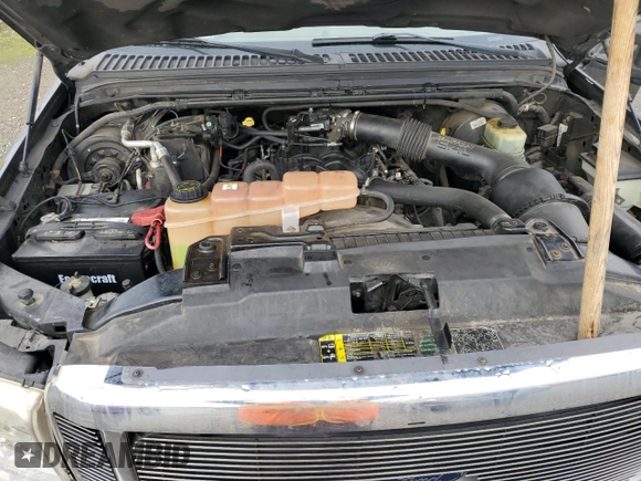 2003 Ford Super Duty F-250 XL with VIN 1FTNX21L13EB63351, listed as a Copart auction lot 85092674 with 265,515 mi miles and Salvage Title. Bid and sale history available at carsss.com. Image 11.
