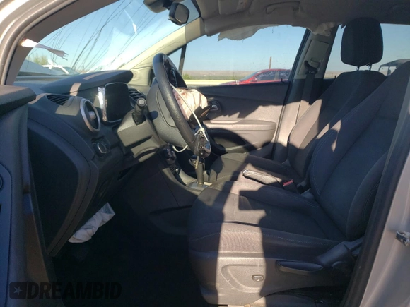 2015 Chevrolet Trax LS with VIN 3GNCJKSBXFL238915, listed as a Copart auction lot 47395834 with 0 mi miles and Salvage Title. Bid and sale history available at carsss.com. Image 7.