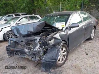 2011 Toyota Camry LE z VIN 4T1BF3EK6BU664247, wystawiony jako IAAI lot #42298606 z przebiegiem Nie podano mil oraz . Historia ofert i sprzedaży dostępna na DreamBid. Obrazek 6.