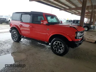 2022 Ford Bronco with VIN 1FMEE5BP7NLB47206, listed as a Copart auction lot 45020775 with Not Provided miles and Salvage Title. Bid and sale history available at carsss.com. Image 4.