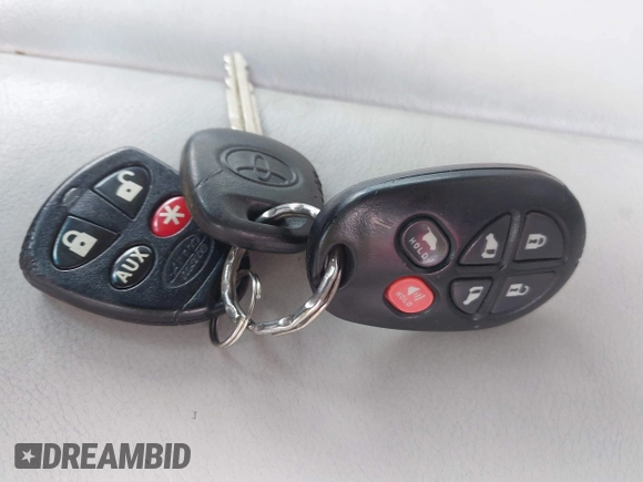 2012 Toyota Sienna XLE AAS with VIN 5TDYK3DC5CS260236, listed as a IAAI auction lot 41861457 with 123,530 mi miles and . Bid and sale history available at DreamBid. Image 11.