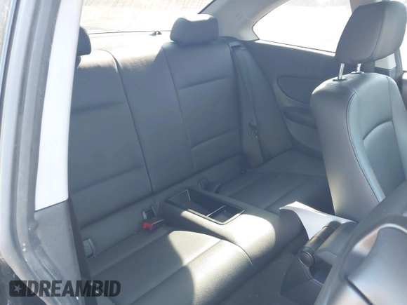 2009 BMW 1 Series 128i with VIN WBAUP93589VF48725, listed as a IAAI auction lot 42656242 with 129,218 mi miles and . Bid and sale history available at DreamBid. Image 8.
