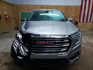 2024 GMC Terrain SLT with VIN 3GKALVEG1RL263925, listed as a Copart auction lot 49842095 with 10,657 mi miles and Salvage title. Bid and sale history available at DreamBid. Image 5.