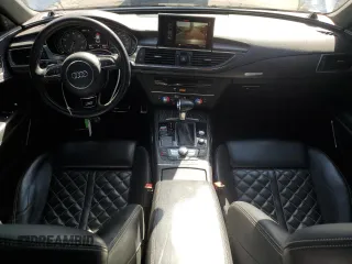 2014 Audi S7 Prestige z VIN WAUW2AFC4EN051777, wystawiony jako Copart lot #53831895 z przebiegiem 81 841 mil mil oraz Szkoda całkowita • Salvage title. Historia ofert i sprzedaży dostępna na DreamBid. Obrazek 8.