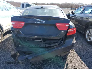 2019 Jaguar XE 25t with VIN SAJAR4FX0KCP52337, listed as a Copart auction lot 44138044 with 96,784 mi miles and Non Repairable. Bid and sale history available at carsss.com. Image 6.