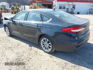 2020 Ford Fusion SE with VIN 3FA6P0LU4LR262988, listed as a IAAI auction lot 41768189 with 64,086 mi miles and . Bid and sale history available at DreamBid. Image 3.