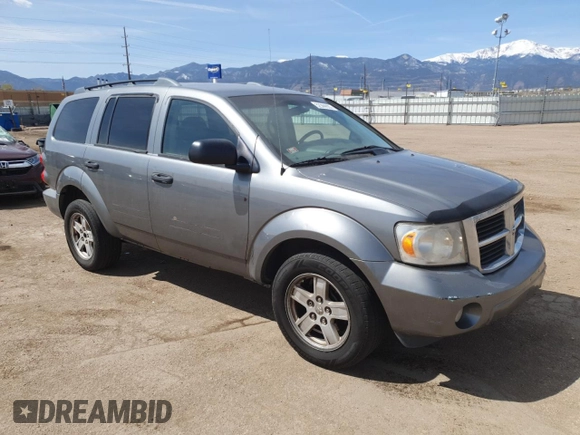 2008 Dodge Durango SLT z VIN 1D8HB48N68F130802, wystawiony jako Copart lot #52369935 z przebiegiem 235 802 mil mil oraz Szkoda całkowita • Salvage title. Historia ofert i sprzedaży dostępna na DreamBid. Obrazek 4.