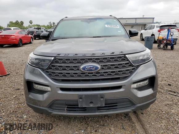 2022 Ford Explorer XLT z VIN 1FMSK7DH6NGB37062, wystawiony jako Copart lot #51503605 z przebiegiem 55 932 mil mil oraz Szkoda całkowita • Salvage title. Historia ofert i sprzedaży dostępna na DreamBid. Obrazek 5.