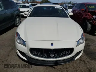 2016 Maserati Quattroporte S with VIN ZAM56RPA8G1170498, listed as a Copart auction lot 48034924 with 104,960 mi miles and Salvage Title. Bid and sale history available at carsss.com. Image 5.