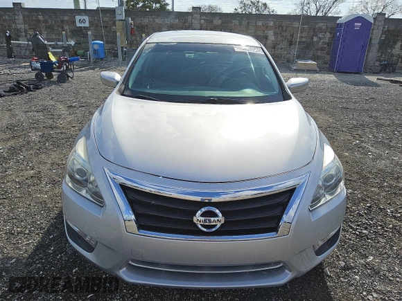 2014 Nissan Altima S with VIN 1N4AL3AP4EN363300, listed as a Copart auction lot 51463545 with 104,965 mi miles and Clean Title. Bid and sale history available at DreamBid. Image 5.