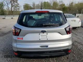 2017 Ford Escape S с VIN 1FMCU0F77HUE01261, выставлен на аукционе Copart как лот 53249535 с пробегом 116 493 миль миль и На запчасти • Non repairable. История ставок и продаж доступна на DreamBid. Изображение 6.