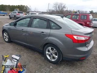 2014 Ford Focus SE with VIN 1FADP3F21EL193164, listed as a IAAI auction lot 41882924 with 122,469 mi miles. Bid and sale history available at carsss.com. Image 3.