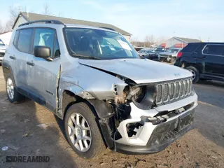 2019 Jeep Renegade Upland with VIN ZACNJBAB7KPK71811, listed as a IAAI auction lot 41801918 with 69,801 mi miles. Bid and sale history available at carsss.com. Image 1.