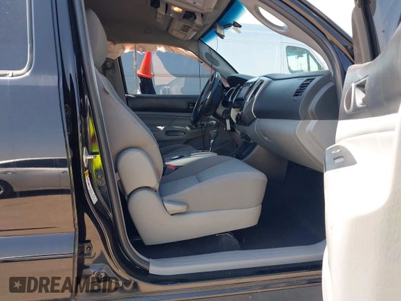 2014 Toyota Tacoma PreRunner with VIN 3TMKU4HN0EM040104, listed as a IAAI auction lot 41619179 with 171,542 mi miles and . Bid and sale history available at DreamBid. Image 5.