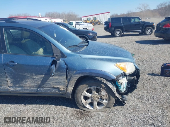 2010 Toyota RAV4 Ltd with VIN 2T3DK4DV6AW021926, listed as a IAAI auction lot 41694925 with 239,381 mi miles. Bid and sale history available at carsss.com. Image 18.