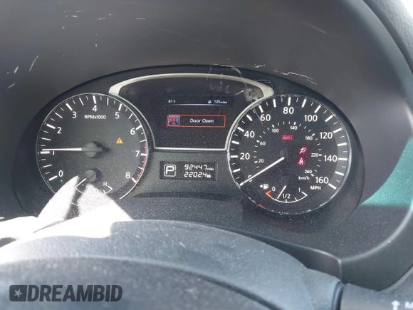 2015 Nissan Altima 2.5 S with VIN 1N4AL3AP7FN349408, listed as a IAAI auction lot 41839954 with 92,447 mi miles. Bid and sale history available at carsss.com. Image 7.