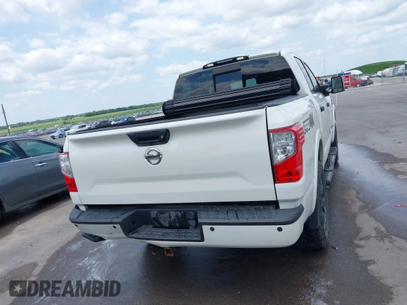 2017 Nissan Titan Platinum Reserve с VIN 1N6AA1E50HN509870, выставлен на аукционе IAAI как лот 42445829 с пробегом 150 369 миль миль и . История ставок и продаж доступна на DreamBid. Изображение 16.