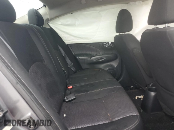 2017 Nissan Versa SV z VIN 3N1CN7AP1HL849686, wystawiony jako Copart lot #57840005 z przebiegiem Nie podano mil oraz Szkoda całkowita • Salvage title. Historia ofert i sprzedaży dostępna na DreamBid. Obrazek 10.