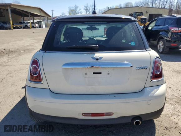 2011 MINI Hardtop with VIN WMWSU3C58BT096075, listed as a Copart auction lot 53826435 with 106,962 mi miles and Clean Title. Bid and sale history available at DreamBid. Image 6.