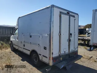 1999 Chevrolet Express Commercial E23 with VIN 1GBHG31R5X1018662, listed as a Copart auction lot 80008584 with 141,880 mi miles and Clean Title. Bid and sale history available at carsss.com. Image 2.