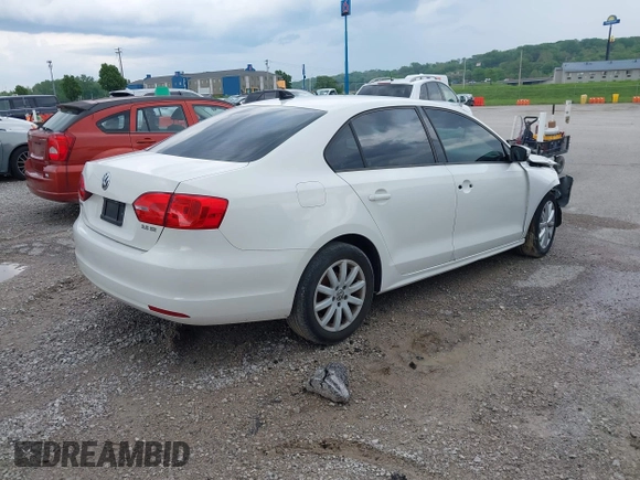 2012 Volkswagen Jetta SE z VIN 3VWDP7AJ1CM428087, wystawiony jako IAAI lot #42140247 z przebiegiem 154 454 mil mil oraz . Historia ofert i sprzedaży dostępna na DreamBid. Obrazek 4.