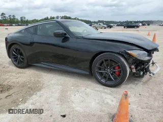 2023 Nissan Z Performance с VIN JN1BZ4BH9PM310761, выставлен на аукционе Copart как лот 54865925 с пробегом 6 541 миль миль и Списание • Salvage title. История ставок и продаж доступна на DreamBid. Изображение 4.