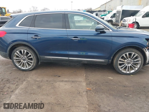 2017 Lincoln MKX Reserve z VIN 2LMPJ8LP2HBL45950, wystawiony jako IAAI lot #41179308 z przebiegiem 96 429 mil mil oraz . Historia ofert i sprzedaży dostępna na DreamBid. Obrazek 13.