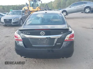 2015 Nissan Altima SV with VIN 1N4AL3AP9FC577079, listed as a IAAI auction lot 41922522 with 211,601 mi miles and . Bid and sale history available at DreamBid. Image 16.