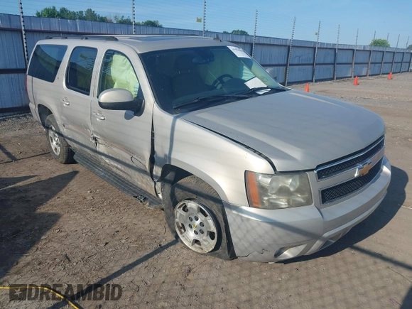 2007 Chevrolet Suburban LS with VIN 1GNFC16007J203853, listed as a IAAI auction lot 39454050 with 246,521 mi miles and . Bid and sale history available at DreamBid. Image 1.