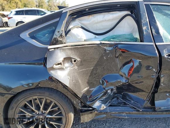 2019 Genesis G80 3.3T Sport with VIN KMHGN4JB3KU300405, listed as a Copart auction lot 46150295 with 53,482 mi miles and Salvage Title. Bid and sale history available at carsss.com. Image 10.