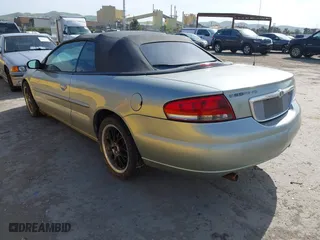 2004 Chrysler Sebring LX with VIN 1C3EL45X04N152674, listed as a IAAI auction lot 42056024 with 88,773 mi miles. Bid and sale history available at carsss.com. Image 3.